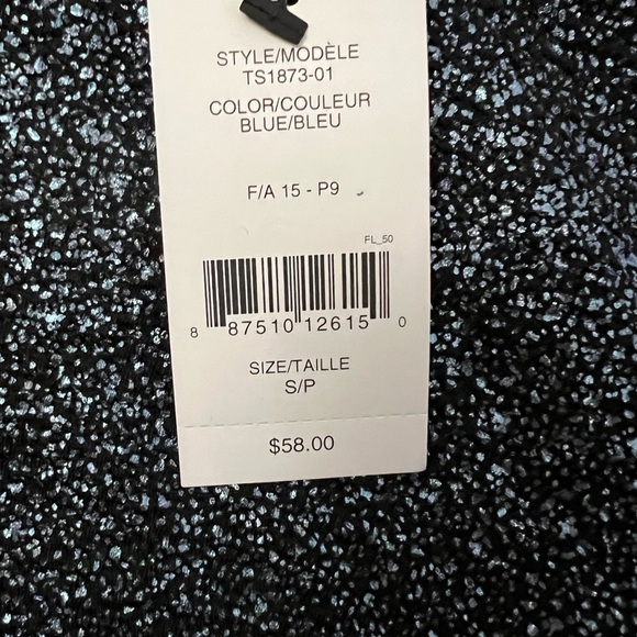 Design Lab Lord & Taylor Sparkling Black and blue Tank cropped Top NWT - Picture 7 of 9